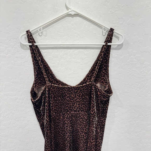 Victoria's Secret Leopard Print Velvet Nightgown Womens Medium Brown Whimsigoth - Picture 6 of 7